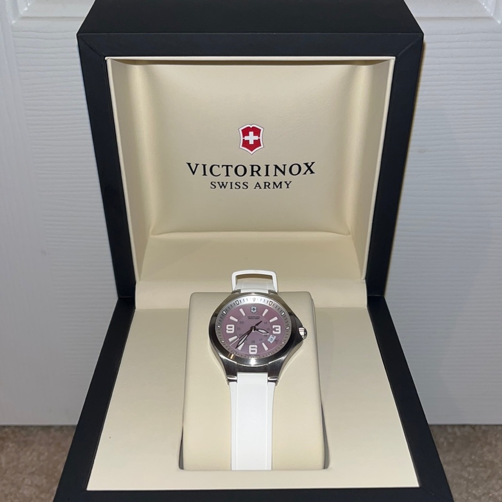 Victorinox Swiss Army Watch 241467